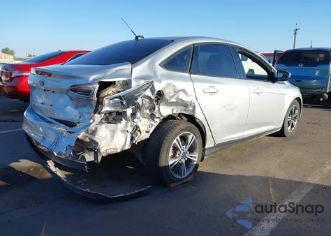 2018 Ford Focus Se из США, поврежденный, VIN 1FADP3FE6JL223702